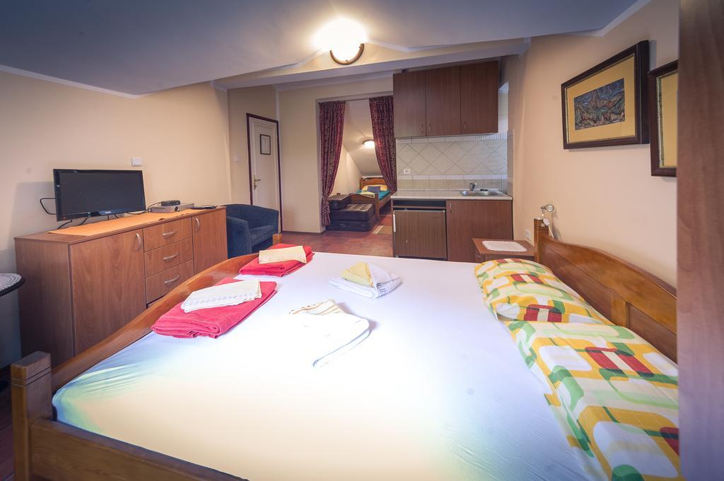 Apartments Villa Ferri Kotor Extérieur photo