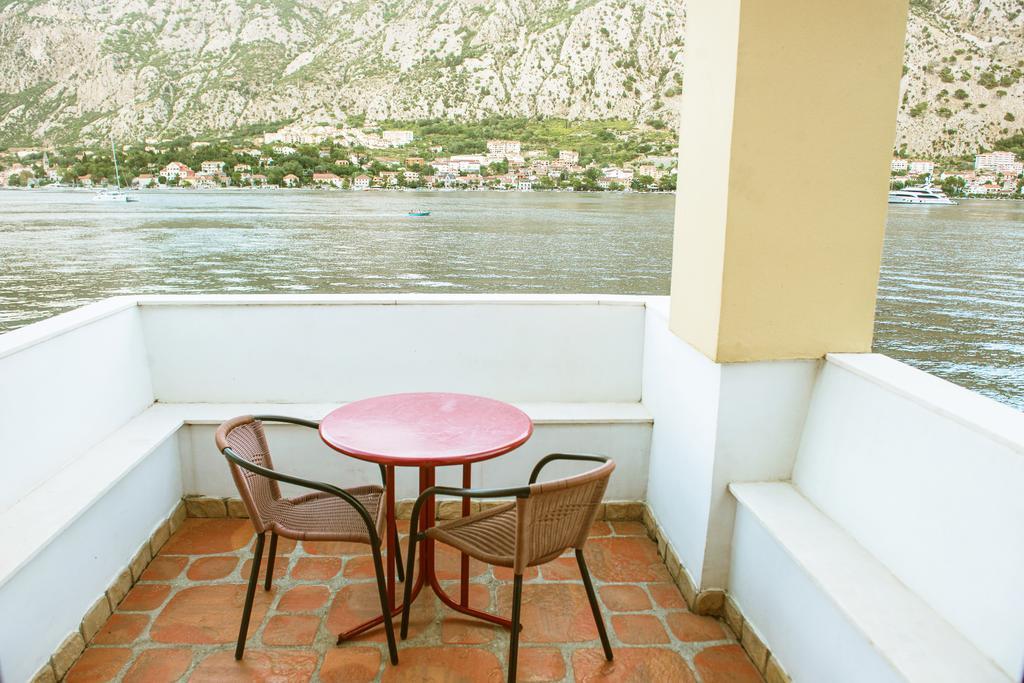 Apartments Villa Ferri Kotor Extérieur photo